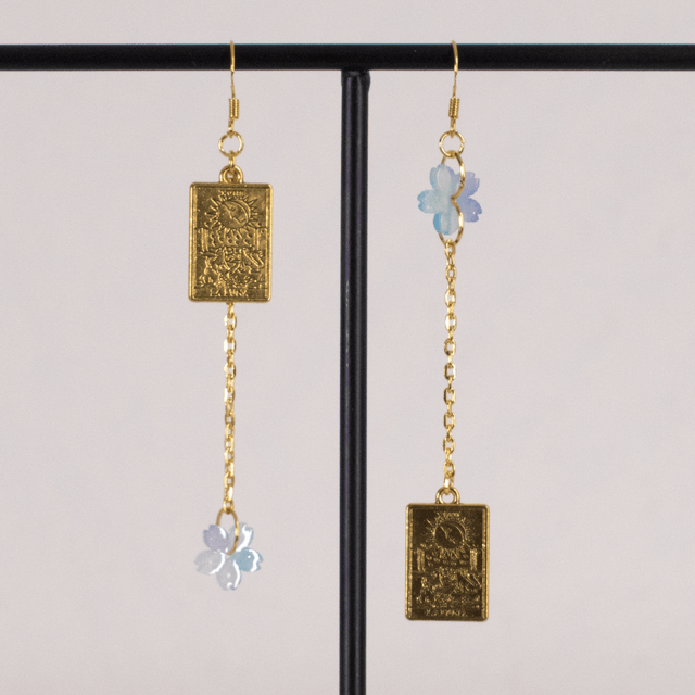 Iris - Boucles d'oreilles dorées
