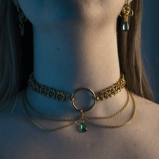 Mórrígan - Collier doré